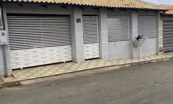 Imagem: Casa espaçosa, com área gourmet 03 quartos