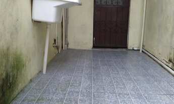 Imagem 4: Aluga-se uma kitinet incluso água e luz