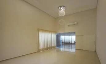 Imagem 7: Casa de condomínio para aluguel possui 280 metros quadrados com 3 quartos