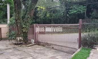 Imagem 4: Casa de alto padrão com 6 suítes e 8 vagas