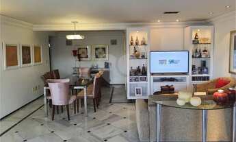 Imagem: Apartamento de três suítes em condomínio