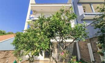 Imagem 7: PORTO ALEGRE - Casa Padrão - Vila Nova