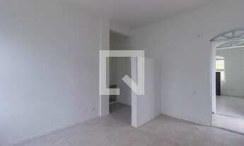 Imagem 2: Casa para Aluguel - Jardim Éster Yolanda, 1 Quarto, 25 m2