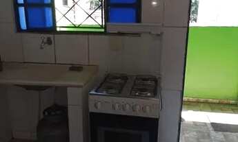 Imagem: Aluga-se kitnet mobiliada, um cômodo e