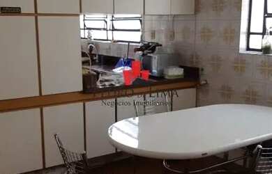 Imagem 2: Sobrado com 3 dormitórios sendo 1 suíte e 2 vagas no Carrão