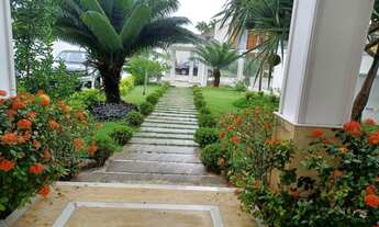 Imagem 5: Casa de condomínio para venda tem 720 metros quadrados com 4 quartos