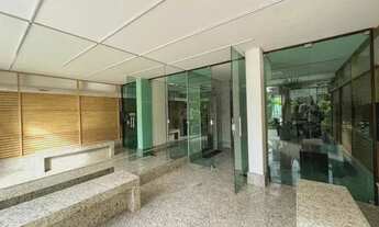 Imagem 5: LC) Apartamento em boa viagem / próximo do CBV /03 quartos /varanda/área de lazer