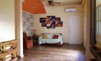 Imagem 2: Sobrado para Venda - 307m², 3 dormitórios, 4 vagas - Menino Deus