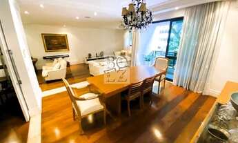 Imagem 2: Apartamento para Venda em São Paulo, Higienópolis, 4 dormitórios, 4 suítes, 5 banheiros, 3