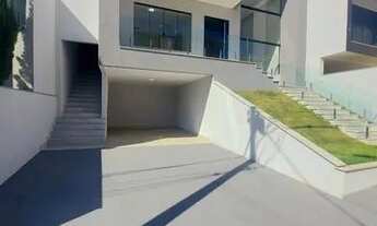 Imagem 2: Casa linear com 04 quartos no Vale dos Cristais