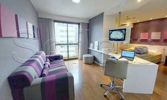 Imagem: Flat na rua Vergueiro em frente ao Metrô