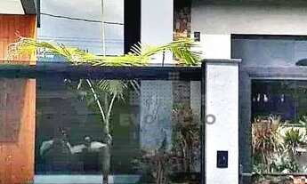 Imagem 3: CASA DE ALTO PADRÃO COM PISCINA