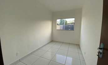 Imagem 3: Linda casa em laranja da terra