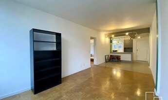 Imagem 7: Arquitetura modernista e Iluminação natural