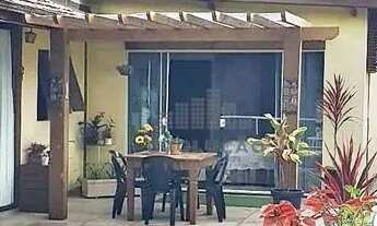 Imagem 2: More na Serra Catarinense, Linda Casa de 02 Pavimentos e Piscina em Aguas Mornas SC