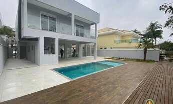 Imagem 3: Casa nova, clean, 4 dormitorios, suítes com piscina em condomínio