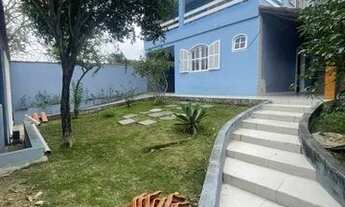 Imagem 5: Casa para venda possui 180 metros quadrados com 5 quartos em Portal de Jacaraípe - Serra