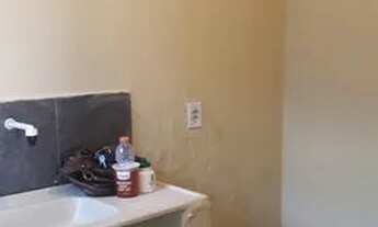 Imagem 4: ALUGO CASA Casa com 1 dormitório