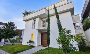 Imagem: Casa de Condomínio com 4 dormitórios à