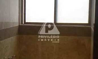 Imagem 5: Apartamento Luxuoso na Vieira Souto: 6 Quartos, 4 Vagas e Vista Panorâmica