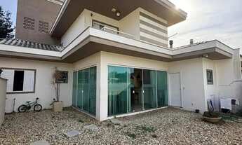 Imagem 7: Casa ampla com 3 dormitórios e 2 vagas de garagem em Jaraguá do Sul/SC