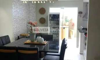 Imagem 4: Sobrado Triplex com 4 Dormitórios, 1 Suíte, 200 m², aluguel de R$ 4.900 + Taxas - Uberaba