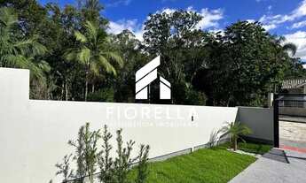 Imagem 3: Sobrado com 03 dormitórios com 01 Suíte no bairro Aririú - Palhoça