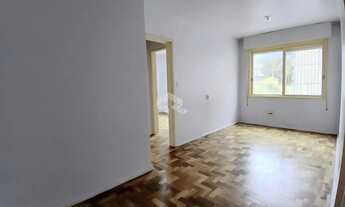 Imagem 2: Apartamento com 2 quartos e 1 vaga no bairro Petrópolis