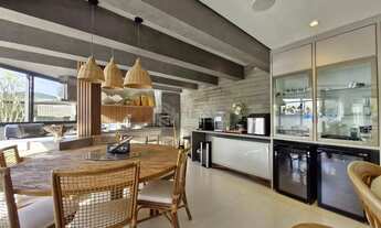 Imagem 4: Cobertura Duplex reformada com piscina, churrasqueira e vista mar na Praia das Asturias, G