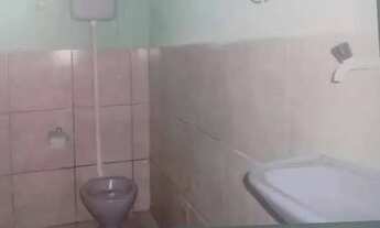 Imagem 6: Vendo casa com ponto comercial garagem 2 quartos quintal