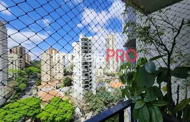 Imagem 6: Apartamento reformado para locação ou venda em Moema com 150m2, 3 dorms, 1 suite, 2 vagas