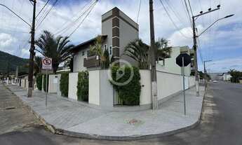 Imagem 3: Casa Sobrado de Esquina