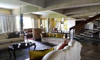 Imagem 4: Casa para venda possui 680 metros quadrados com 5 quartos em Cidade Jardim - São Paulo - S