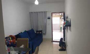 Imagem 3: Sobrado para venda possui 70 metros quadrados com 2 quartos em Samambaia - Praia Grande