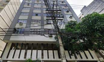 Imagem 2: Apartamento de 2 quartos sem vaga na quadra da Praia de Icarai