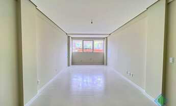 Imagem 2: Studio para venda tem 33 metros quadrados com 1 quarto em Estreito - Florianópolis - SC