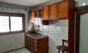 Imagem 4: Sobrado com 5 dormitórios, 1 suíte e 4 vagas de garagem coberta, à venda no bairro Jardim