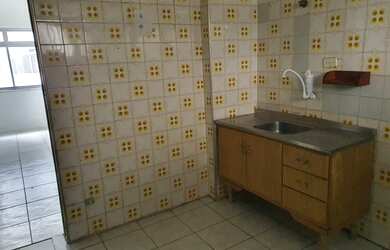 Imagem 2: Kitnet bem localizado, fica a 5 minutos a pé da estação Vergueiro do metro