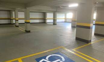 Imagem 2: 23 Vagas de Garagem Cobertas e Sala Comercial