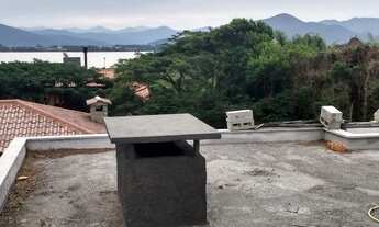 Imagem: Casa com vista para lagoa