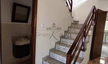 Imagem 5: Casa Sobrado - Bosque dos Eucalíptos - 135m²- 3 Dormitórios