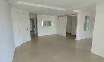 Imagem 4: Apartamento para aluguel possui 111 m2, sala ampliada, 2 quartos, sendo 1 suíte