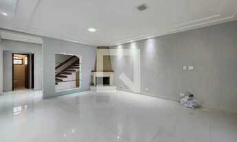 Imagem: Casa à Venda - Barcelona, 3 Quartos, 300