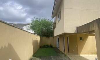 Imagem 4: Vendo sobrado no Santa Cândida com 3 dormitórios, churrasqueira, ático em condomínio fecha