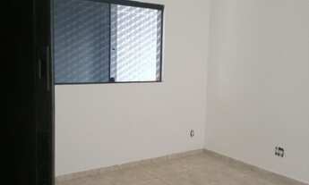 Imagem 3: ALUGO KITNETE COM GARAGEM EM ARNIQUEIRA