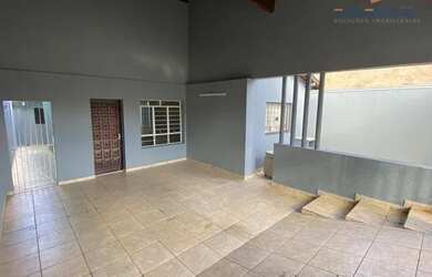 Imagem 2: Casa com 2 dormitórios à venda, por R$ 420.000 - Jardim Paraíso - Botucatu/SP