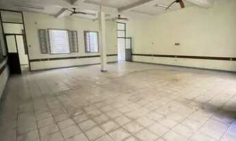 Imagem 2: Prédio/Edifício inteiro para venda tem 334 metros quadrados com 10 quartos