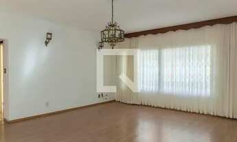 Imagem 2: Casa à Venda - Vila Lusitânia, 3 Quartos, 250 m2