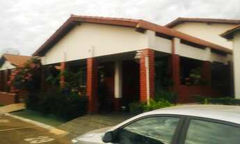 Imagem 2: Casa para venda em condomínio em caldas novas 3 suítes no térreo mas um quarto no primeiro