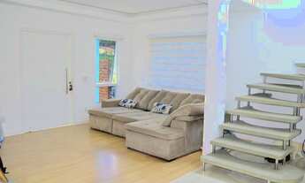 Imagem 7: Casa de 5 quartos para alugar no bairro Canasvieiras